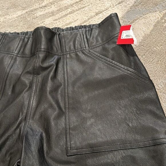Spanx Womens Black Faux Leather Jogger Pants Athletic NWT size 1Xfront pockets - Picture 3 of 10